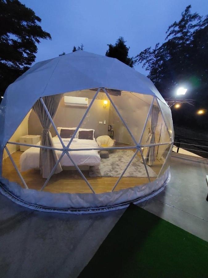 นรดีฮิวล์ รีสอร์ต เขาแผงม้า วังน้ำเขียว Hotel Ban Sap Bon  Exterior foto