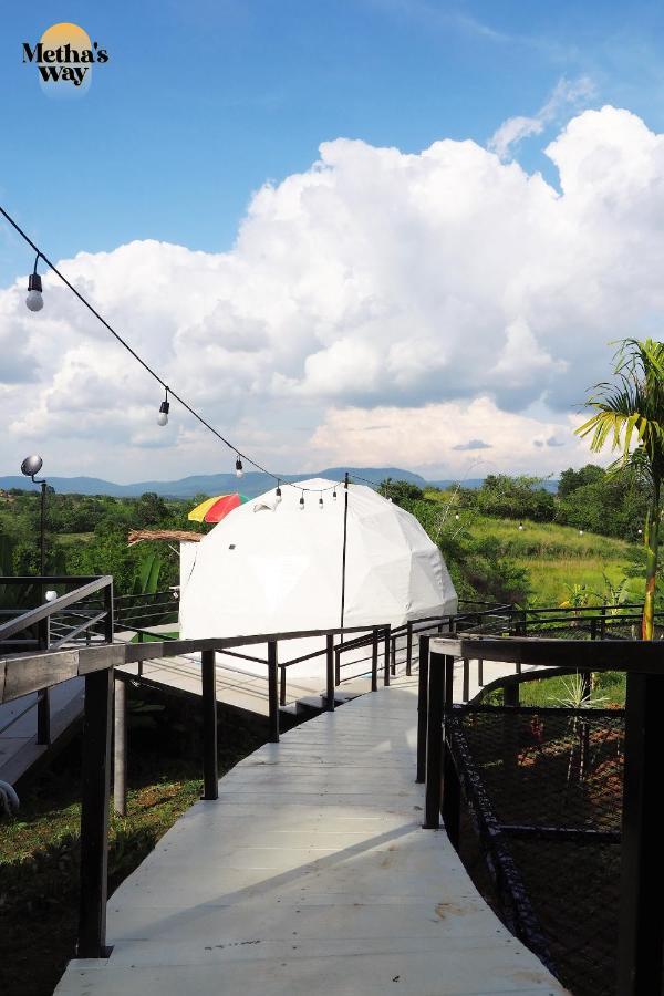นรดีฮิวล์ รีสอร์ต เขาแผงม้า วังน้ำเขียว Hotel Ban Sap Bon  Exterior foto