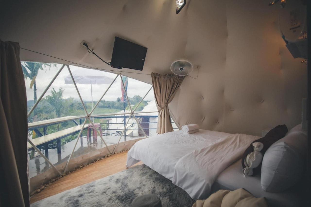 นรดีฮิวล์ รีสอร์ต เขาแผงม้า วังน้ำเขียว Hotel Ban Sap Bon  Exterior foto